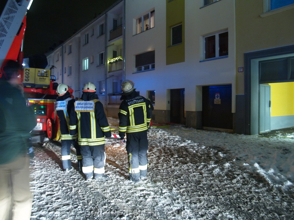 Feuer in Kueche Koeln Vingst Homarstr P607.JPG
